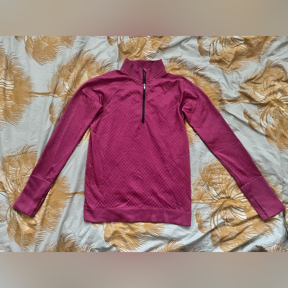 Lululemon Rest less half zip raspberry colour 8